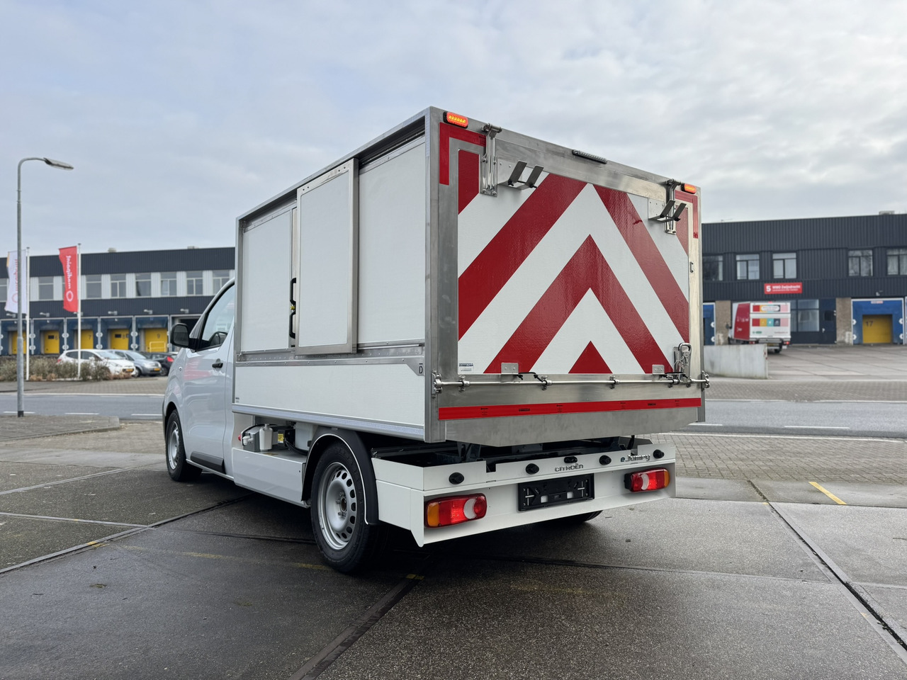 Citroen E-Jumpy veegvuil zijbelader seitenlader mullfahrzeug - Komercauto pašizgāzējs, Elektriskais furgons: foto 4 Citroen E-Jumpy veegvuil zijbelader seitenlader mullfahrzeug - Komercauto pašizgāzējs, Elektriskais furgons: foto 4