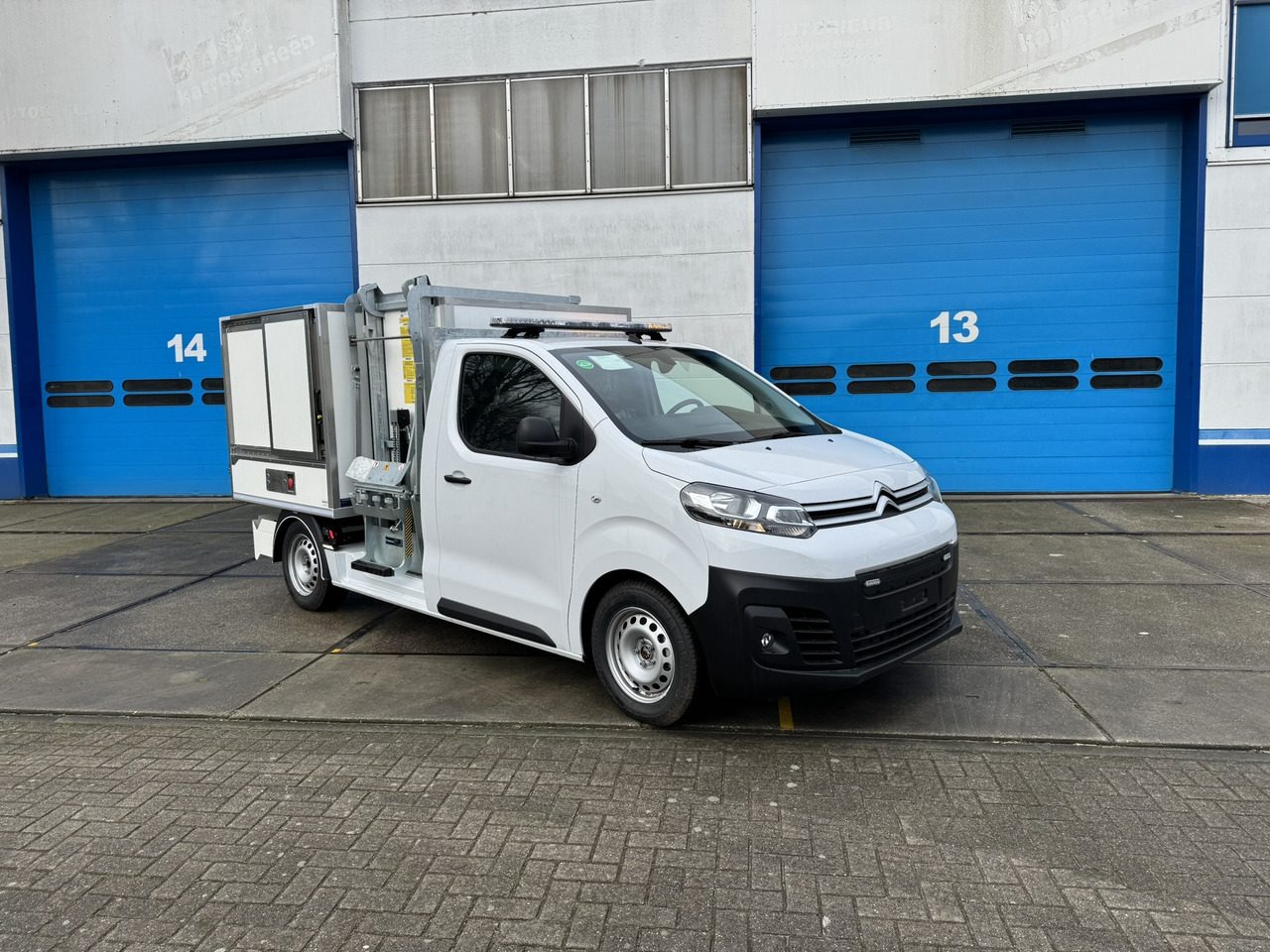 Citroen E-Jumpy veegvuil zijbelader seitenlader mullfahrzeug - Komercauto pašizgāzējs, Elektriskais furgons: foto 2 Citroen E-Jumpy veegvuil zijbelader seitenlader mullfahrzeug - Komercauto pašizgāzējs, Elektriskais furgons: foto 2