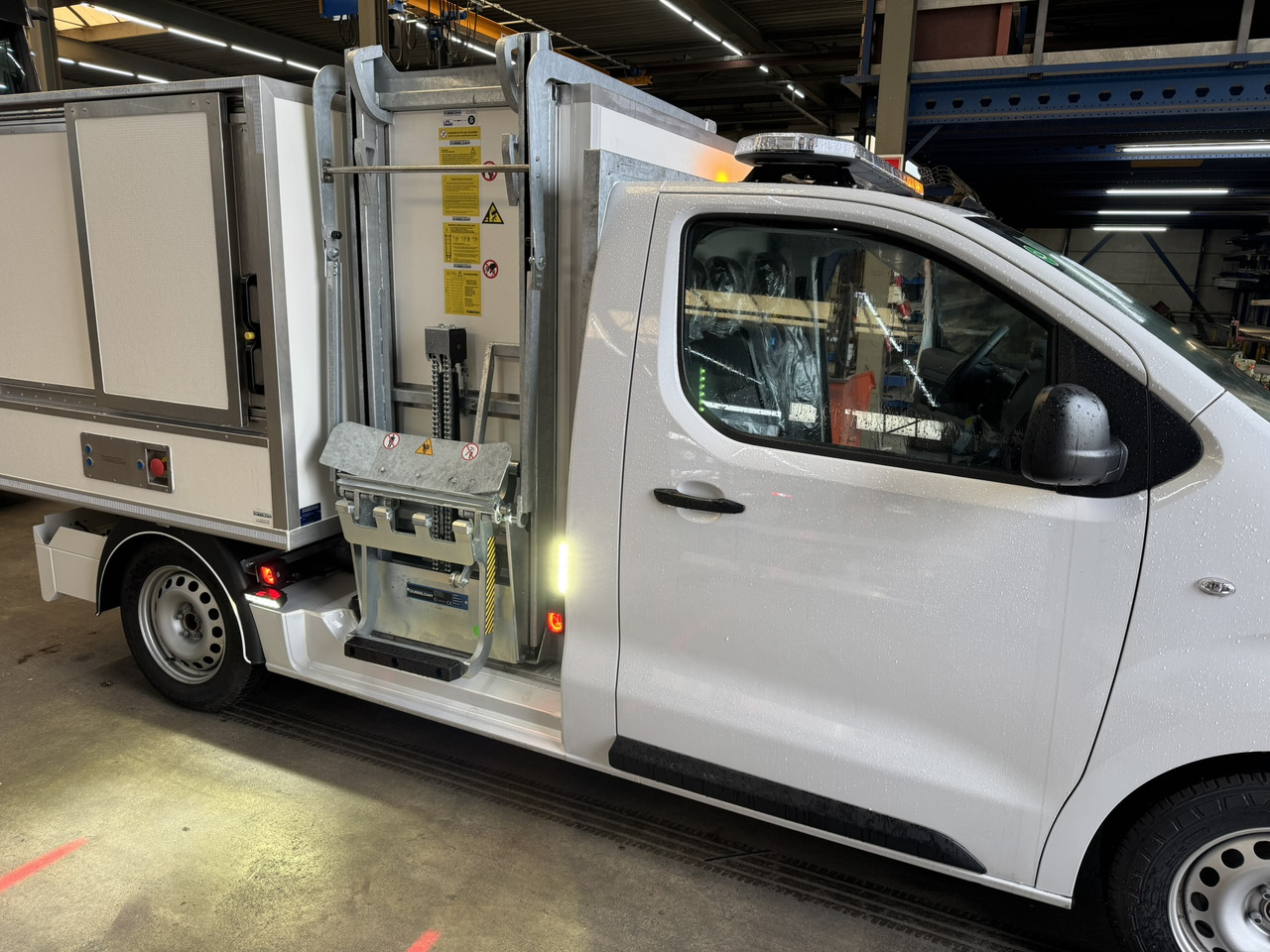 Citroen E-Jumpy veegvuil zijbelader seitenlader mullfahrzeug - Komercauto pašizgāzējs, Elektriskais furgons: foto 3 Citroen E-Jumpy veegvuil zijbelader seitenlader mullfahrzeug - Komercauto pašizgāzējs, Elektriskais furgons: foto 3