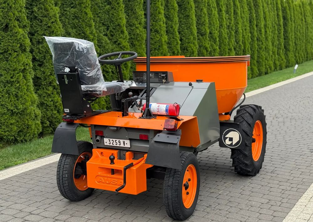 Ausa WOZIDŁO - Bezceļu pašizgāzējs: foto 4 Ausa WOZIDŁO - Bezceļu pašizgāzējs: foto 4