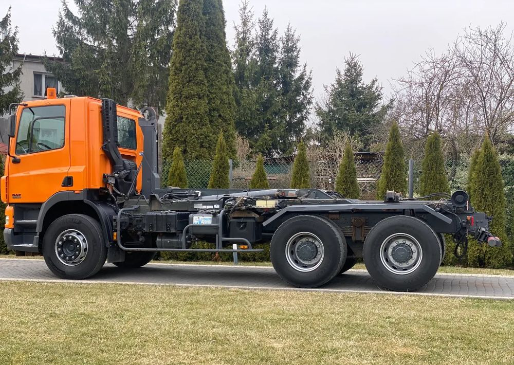 DAF CF 85.340 6X4 MANUAL - Pacēlājs ar āķi: foto 5 DAF CF 85.340 6X4 MANUAL - Pacēlājs ar āķi: foto 5