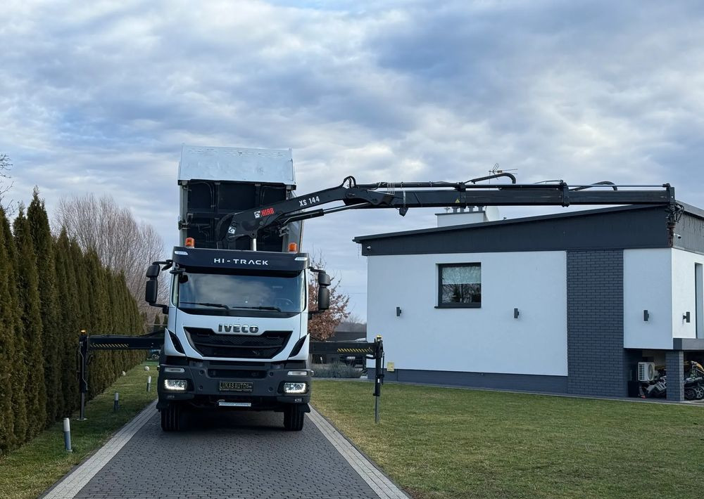 Iveco TRAKKER 450 6X4 PODWÓJNA HYDRO-BURTA HIAB 104 - Kravas automašīna pašizgāzējs, Kravas auto ar manipulatoru: foto 1 Iveco TRAKKER 450 6X4 PODWÓJNA HYDRO-BURTA HIAB 104 - Kravas automašīna pašizgāzējs, Kravas auto ar manipulatoru: foto 1