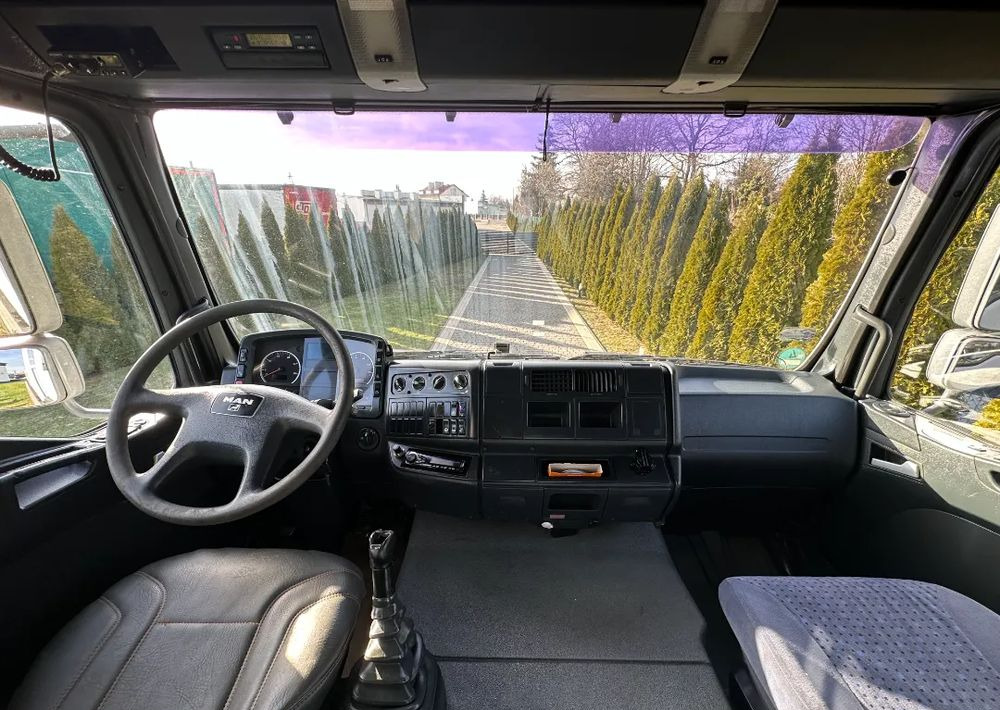 Bortu kravas automašīna/ Platforma, Kravas auto ar manipulatoru MAN TGA 24.410 6x4 HIAB MANUAL: foto 11