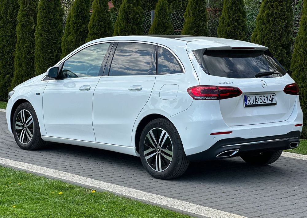 Mercedes-Benz Klasa B - Sedans: foto 5 Mercedes-Benz Klasa B - Sedans: foto 5