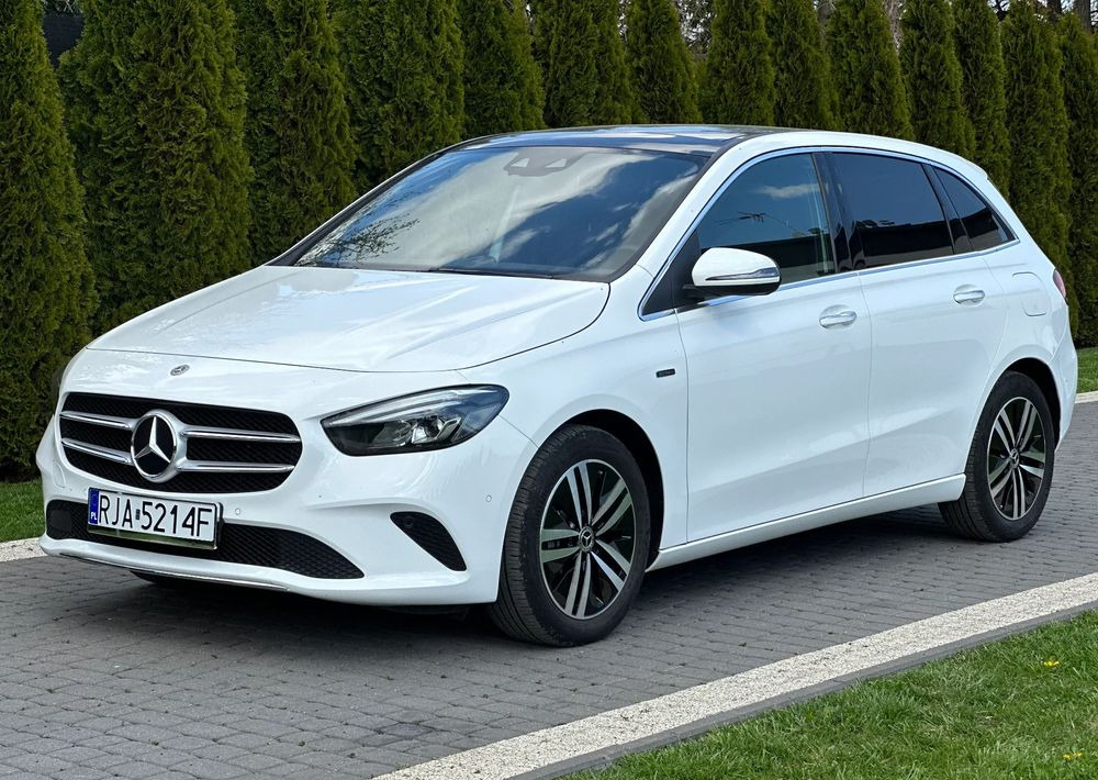 Mercedes-Benz Klasa B - Sedans: foto 1 Mercedes-Benz Klasa B - Sedans: foto 1
