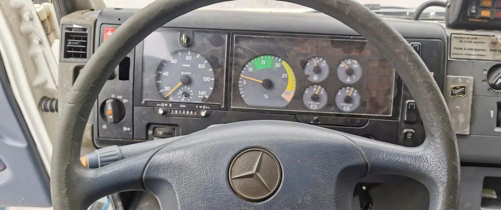 Autopacēlājs Mercedes-Benz VARIO 815D 17 M: foto 11