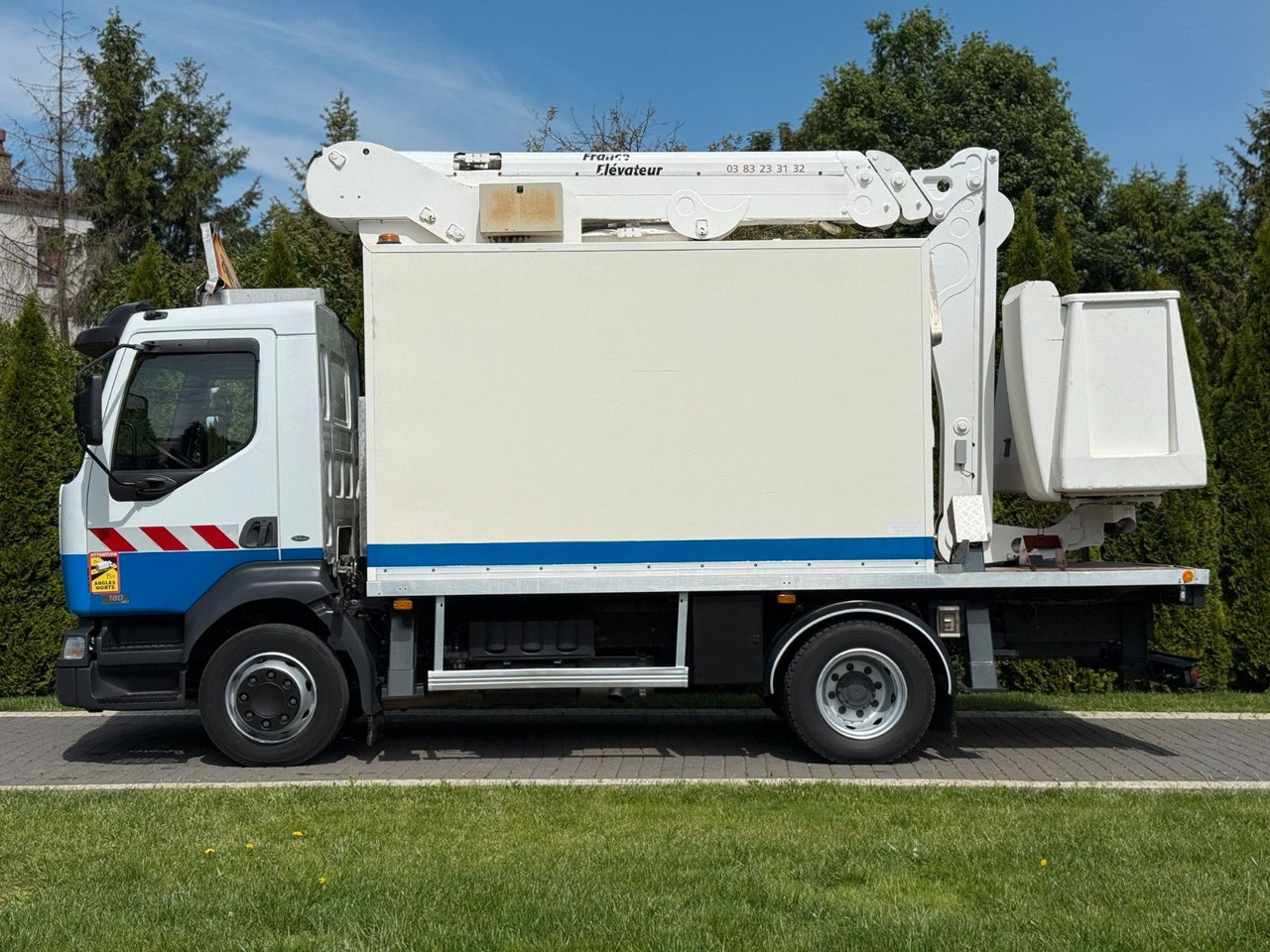 Renault MIDLUM 180 LIFT 18 M FRANCE ELEVATEUR - Autopacēlājs: foto 5 Renault MIDLUM 180 LIFT 18 M FRANCE ELEVATEUR - Autopacēlājs: foto 5