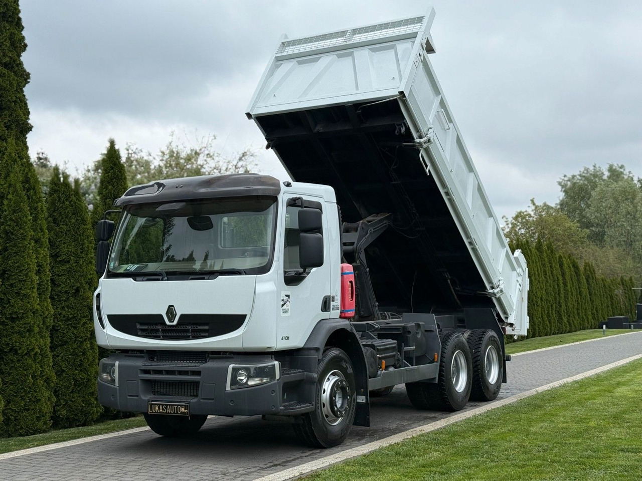 Renault PREMIUM 410 DXI 6X4 TIPPER - Kravas automašīna pašizgāzējs: foto 1 Renault PREMIUM 410 DXI 6X4 TIPPER - Kravas automašīna pašizgāzējs: foto 1