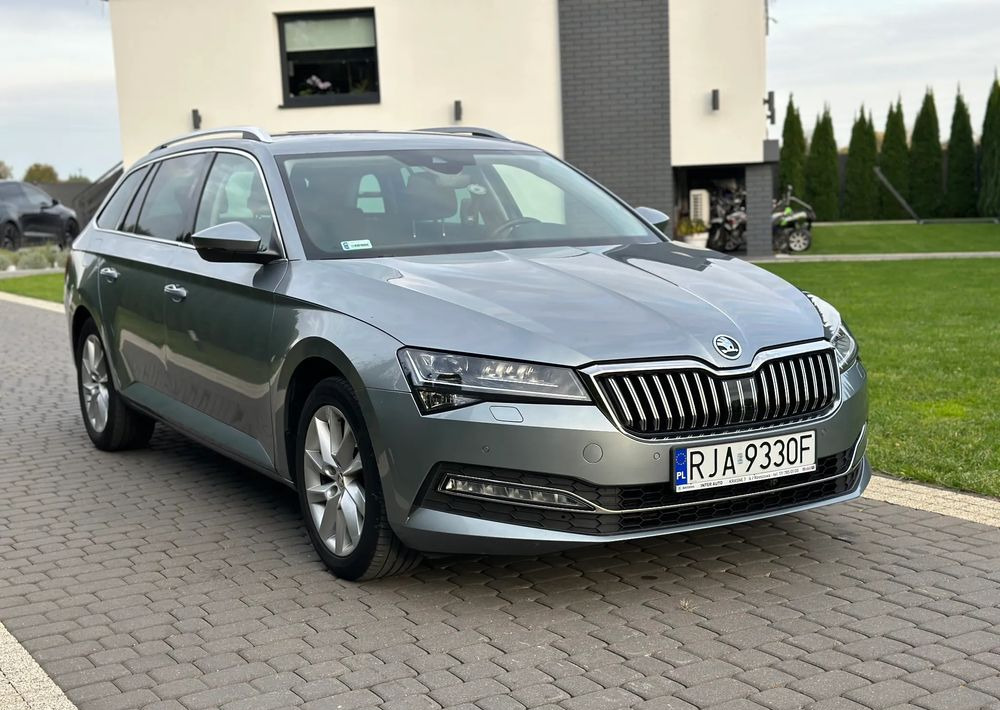 Skoda Superb 2.0 TDI SCR Style DSG - Vieglā automašīna: foto 3 Skoda Superb 2.0 TDI SCR Style DSG - Vieglā automašīna: foto 3