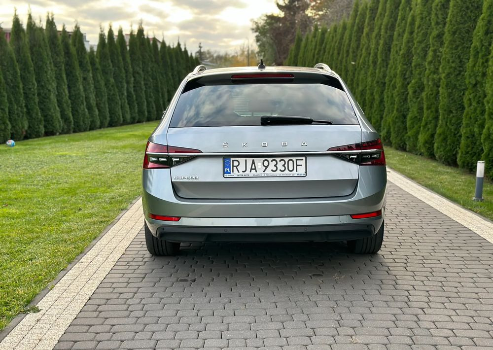 Vieglā automašīna Skoda Superb 2.0 TDI SCR Style DSG: foto 6