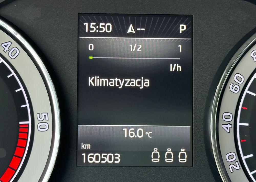 Vieglā automašīna Skoda Superb 2.0 TDI SCR Style DSG: foto 10