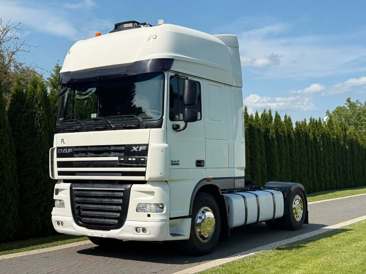 DAF XF 105 460 MANUAL PARK COOL - Vilcējs: foto 1 DAF XF 105 460 MANUAL PARK COOL - Vilcējs: foto 1