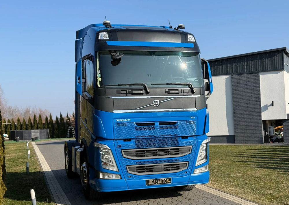 Volvo FH 500 HYDRAULIKA - Vilcējs: foto 3 Volvo FH 500 HYDRAULIKA - Vilcējs: foto 3