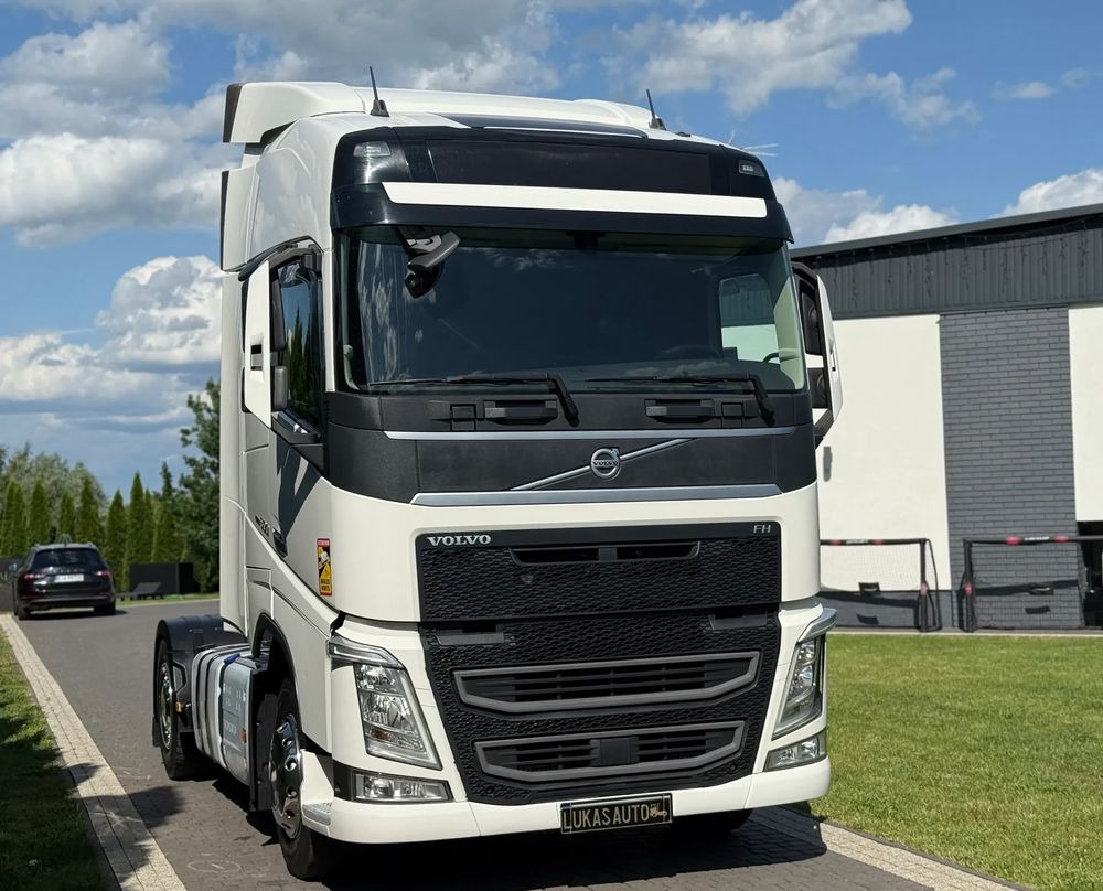 Volvo FH 500 PARK COOL - Vilcējs: foto 3 Volvo FH 500 PARK COOL - Vilcējs: foto 3