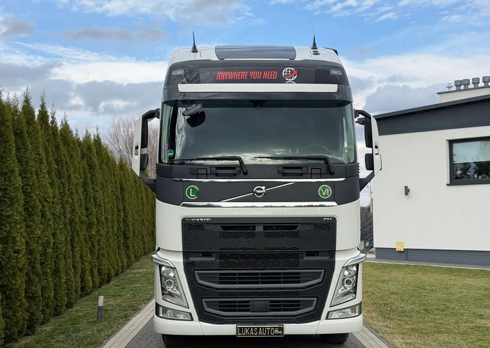 Volvo FH 500 XXL PARK COOL - Vilcējs: foto 2 Volvo FH 500 XXL PARK COOL - Vilcējs: foto 2