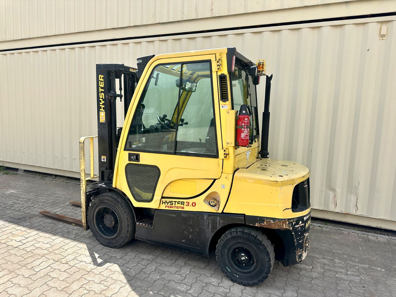 Hyster H3.0FT / Diesel / Triplex / Ex Armee - Dīzeļiekrāvējs: foto 3 Hyster H3.0FT / Diesel / Triplex / Ex Armee - Dīzeļiekrāvējs: foto 3