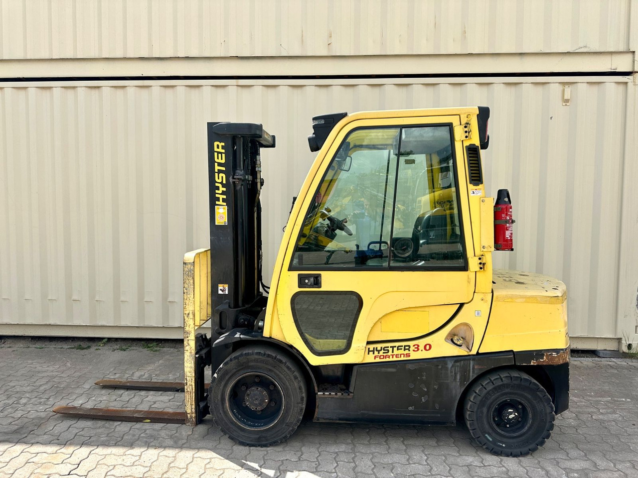 Hyster H3.0FT / Diesel / Triplex / Ex Armee - Dīzeļiekrāvējs: foto 2 Hyster H3.0FT / Diesel / Triplex / Ex Armee - Dīzeļiekrāvējs: foto 2