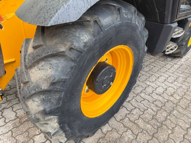 Teleskopiskais iekrāvējs JCB 535-125 / 2016 BJ / 3.571 H / 12.5 Meter: foto 14