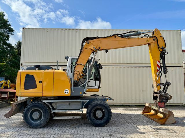 Liebherr A916 / Deutsche Maschine / Löffel + Greifer - Riteņu ekskavators: foto 5 Liebherr A916 / Deutsche Maschine / Löffel + Greifer - Riteņu ekskavators: foto 5