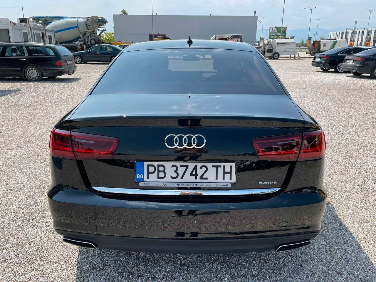 Sedans Audi A6 2.0 TDI S tronic quattro: foto 6 Sedans Audi A6 2.0 TDI S tronic quattro: foto 6