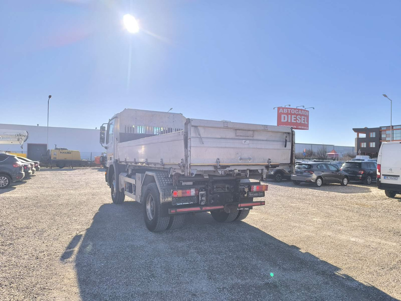 MERCEDES-BENZ Actros 1855 4X4 - Kravas automašīna pašizgāzējs: foto 5 MERCEDES-BENZ Actros 1855 4X4 - Kravas automašīna pašizgāzējs: foto 5