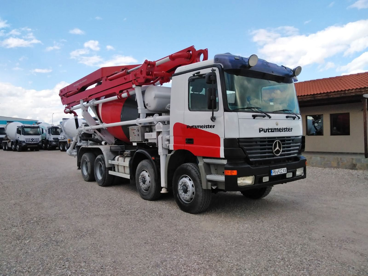 Mercedes-Benz ACTROS 3240 Putzmeister 26.67S - Betona sūknis ar mikseri: foto 1 Mercedes-Benz ACTROS 3240 Putzmeister 26.67S - Betona sūknis ar mikseri: foto 1