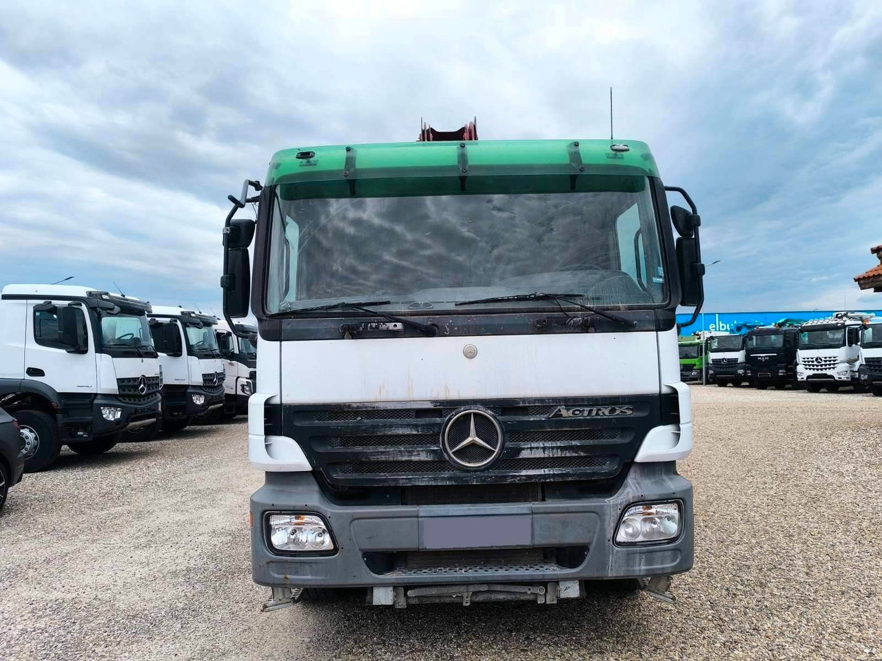 Mercedes-Benz ACTROS 3341 JUNJIN JXR 38-4 - Betona sūknis: foto 2 Mercedes-Benz ACTROS 3341 JUNJIN JXR 38-4 - Betona sūknis: foto 2