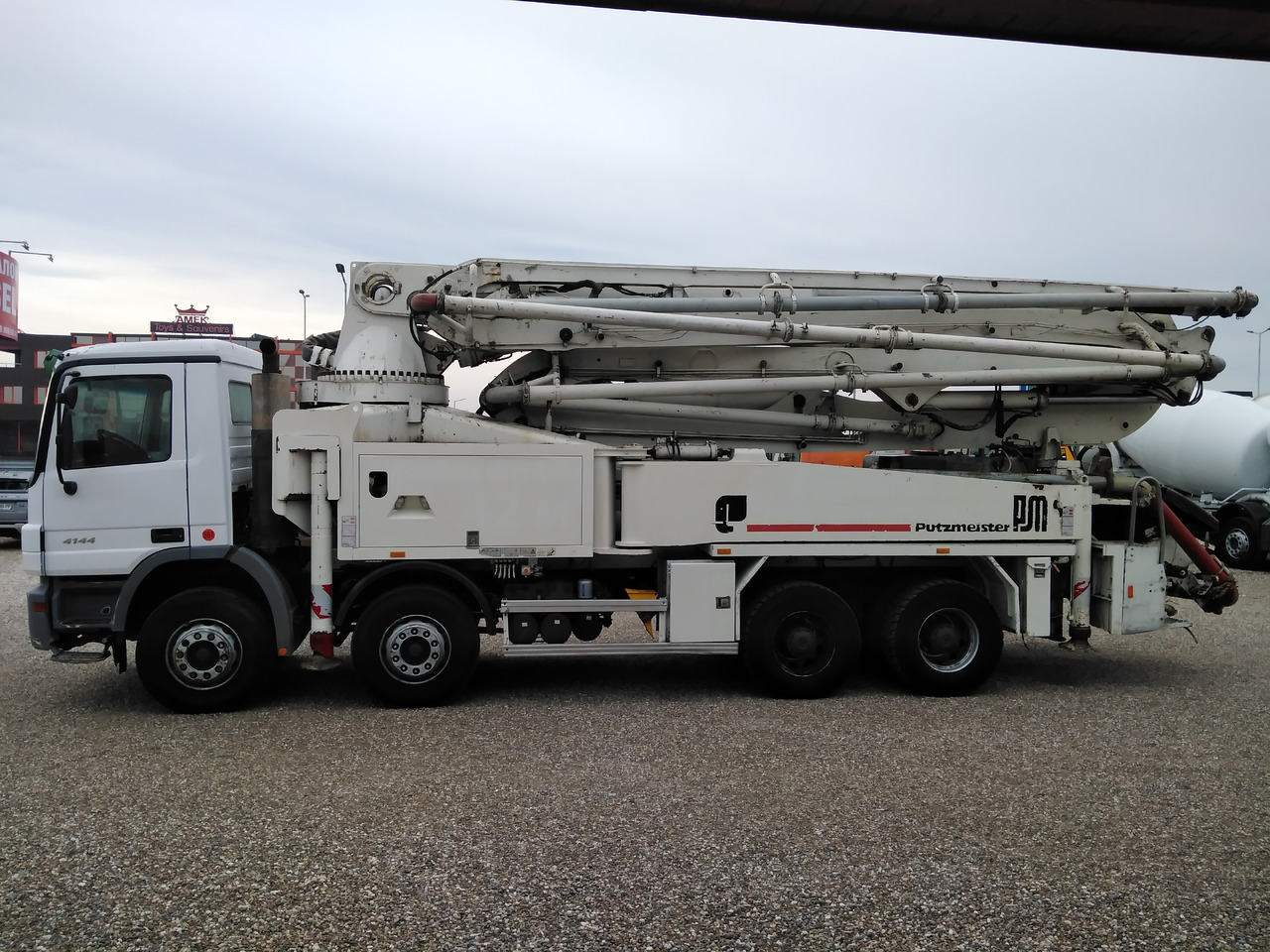 Mercedes-Benz ACTROS 4144 PUTZMEISTER M42 - Betona sūknis: foto 4 Mercedes-Benz ACTROS 4144 PUTZMEISTER M42 - Betona sūknis: foto 4