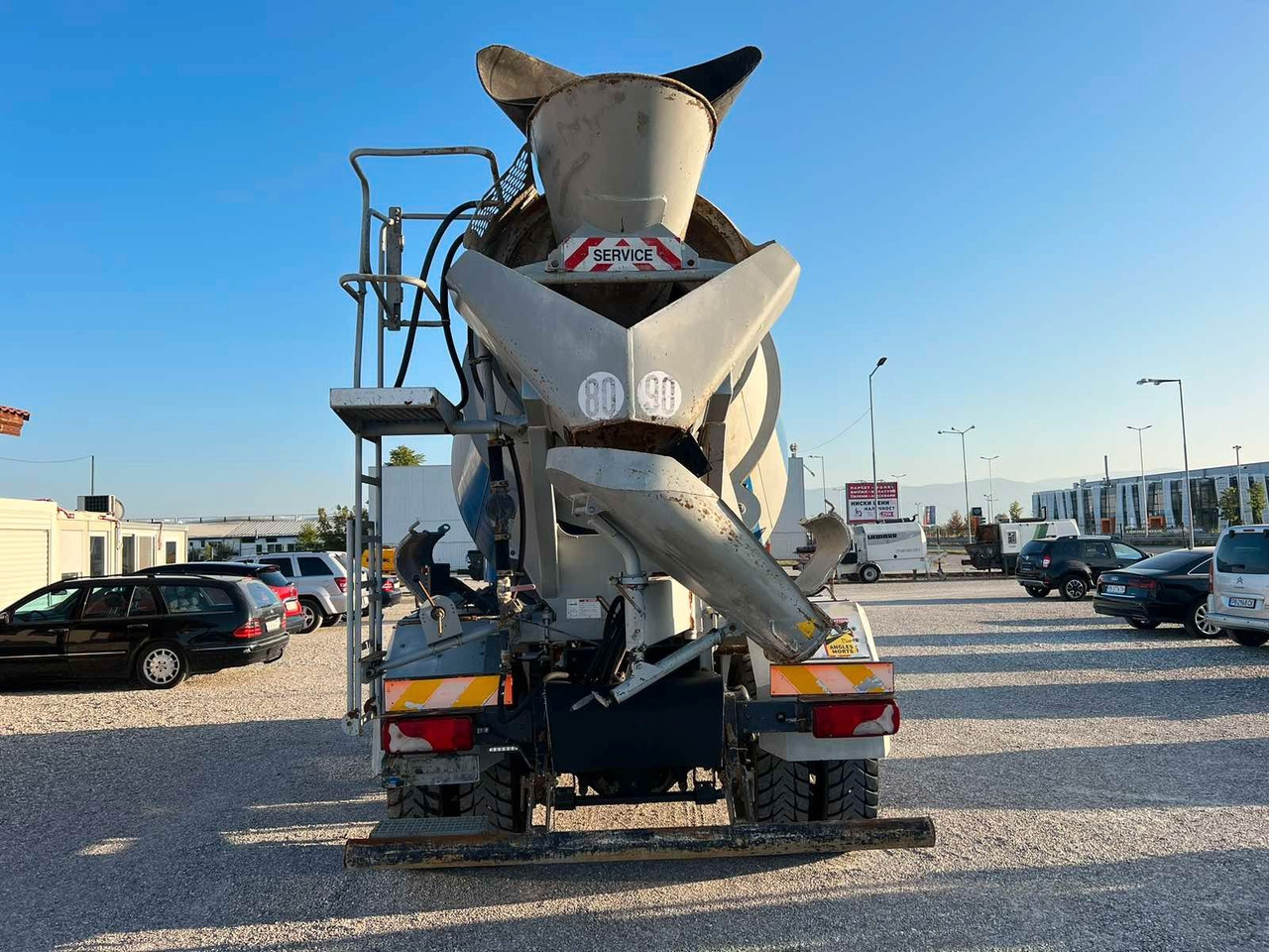 Betonvedējs Scania P320 LIEBHERR 4M3: foto 6