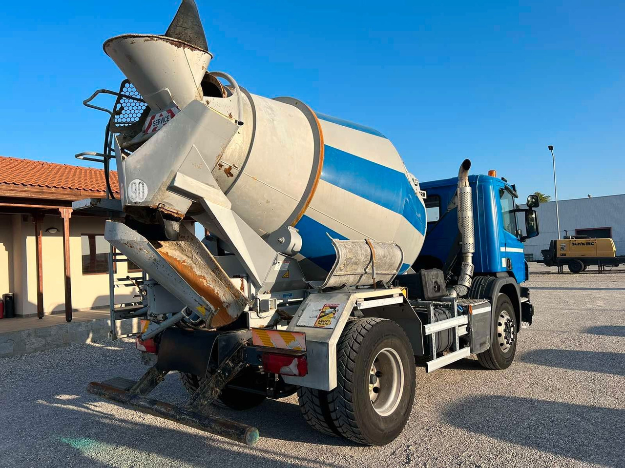 Betonvedējs Scania P320 LIEBHERR 4M3: foto 7