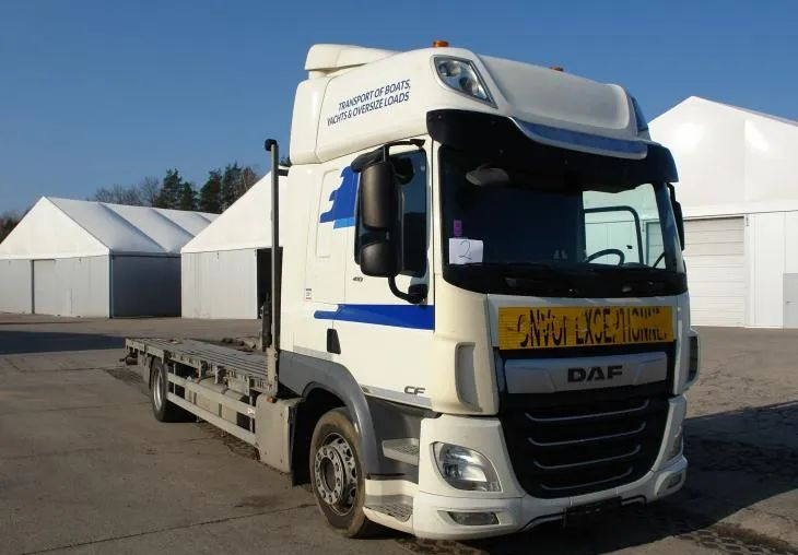 DAF CF 410 EURO 6 Laweta - Platforma super stan - Bortu kravas automašīna/ Platforma: foto 3 DAF CF 410 EURO 6 Laweta - Platforma super stan - Bortu kravas automašīna/ Platforma: foto 3