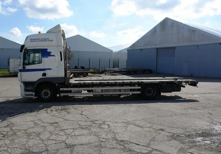 DAF CF 410 EURO 6 Laweta - Platforma super stan - Bortu kravas automašīna/ Platforma: foto 4 DAF CF 410 EURO 6 Laweta - Platforma super stan - Bortu kravas automašīna/ Platforma: foto 4