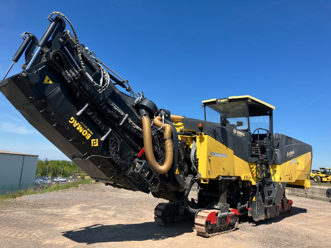 BOMAG DE BM 2200/75 Stage IV/Tier 4f - Asfalta frēze: foto 1 BOMAG DE BM 2200/75 Stage IV/Tier 4f - Asfalta frēze: foto 1
