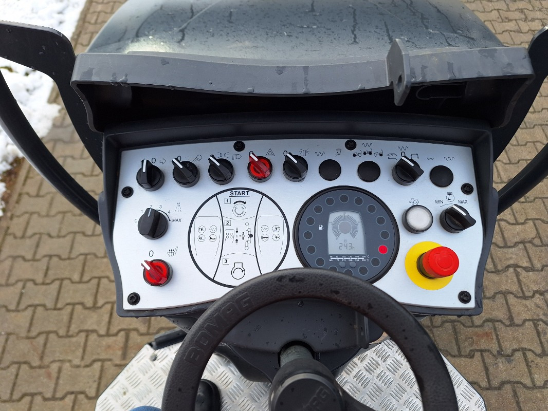 Jaunā Veltnis BOMAG DE BW 100 AC-5  Stage V/Tier 4f: foto 11