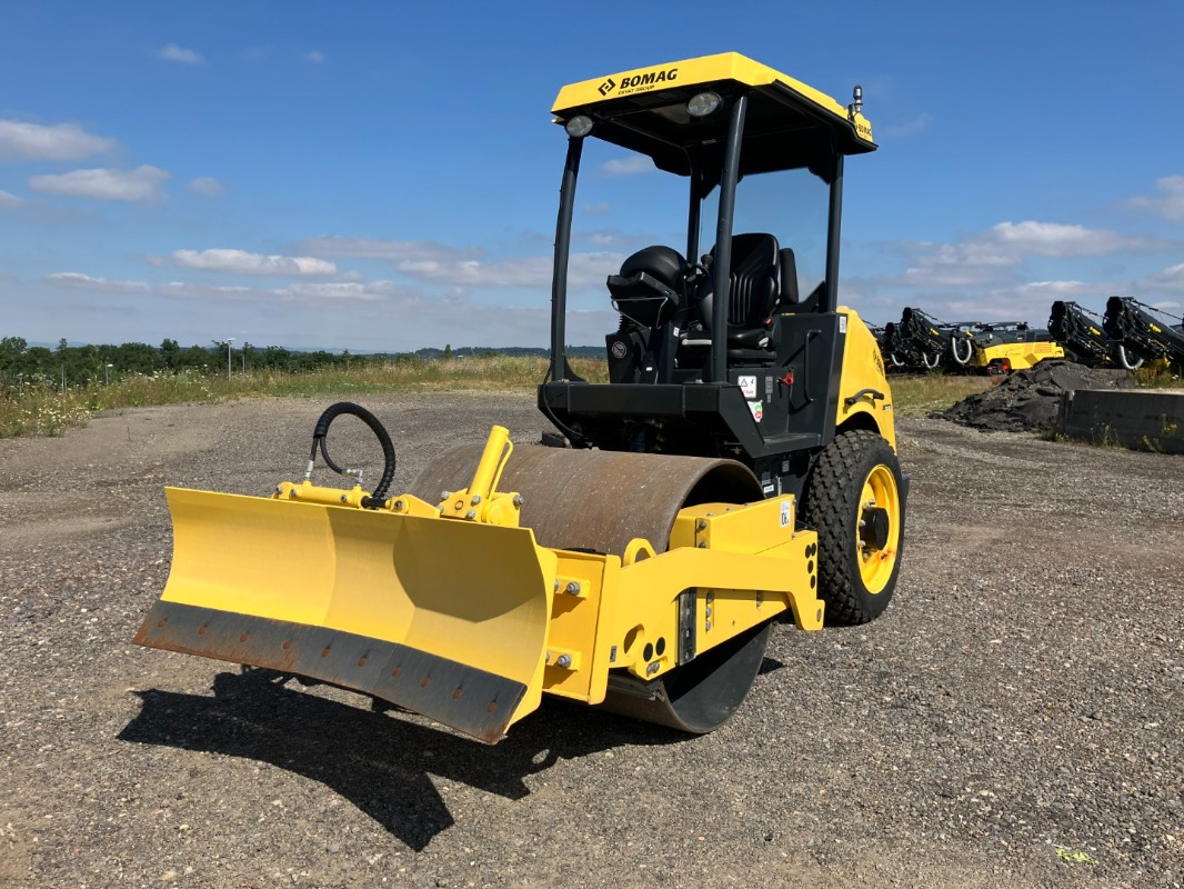 BOMAG DE BW 124 DH-5 Stage V/Tier 4f - Veltnis: foto 1 BOMAG DE BW 124 DH-5 Stage V/Tier 4f - Veltnis: foto 1