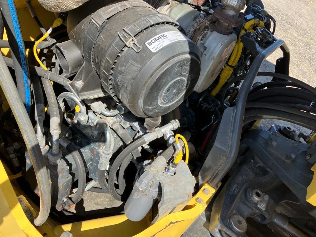 BOMAG DE BW 161 AD-5 Stage IIIb/Tier 4i - Veltnis: foto 4 BOMAG DE BW 161 AD-5 Stage IIIb/Tier 4i - Veltnis: foto 4