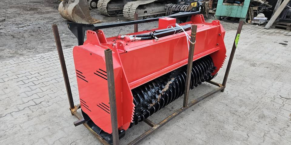 Nowy mulcher leśny GIYI bęben 181 cm 50 zębów Bobcat mini ładowarka - Meža mulčeris: foto 2 Nowy mulcher leśny GIYI bęben 181 cm 50 zębów Bobcat mini ładowarka - Meža mulčeris: foto 2