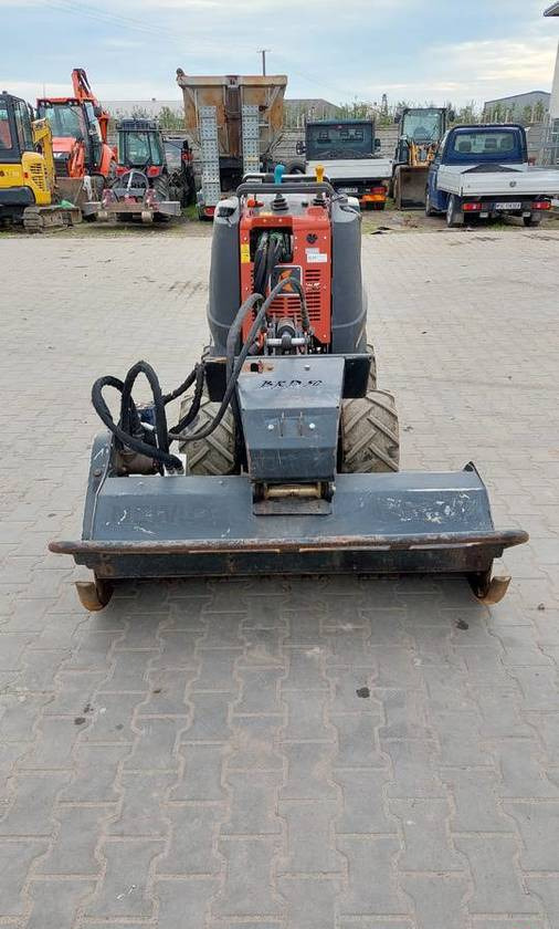 Rotadairon BRD50 mulczer kosiarka Ditch Witch R300, Avant - Pļaujmašīna-smalcinātājs: foto 3 Rotadairon BRD50 mulczer kosiarka Ditch Witch R300, Avant - Pļaujmašīna-smalcinātājs: foto 3