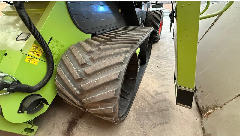 Claas Lexion 770 TT Vario 1080 - Labības kombains: foto 4 Claas Lexion 770 TT Vario 1080 - Labības kombains: foto 4