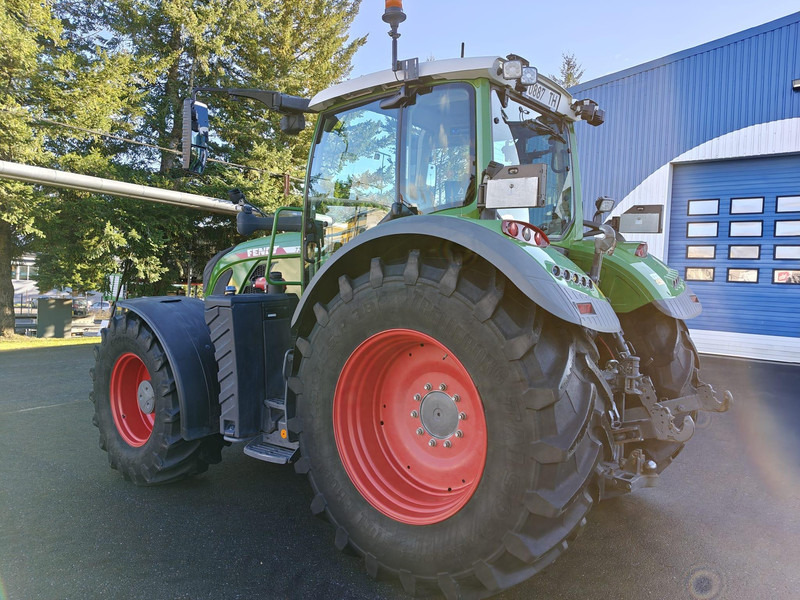 Fendt 724 Vario Profi plus - Traktors: foto 5 Fendt 724 Vario Profi plus - Traktors: foto 5