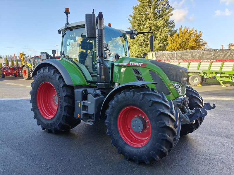 Fendt 724 Vario Profi plus - Traktors: foto 1 Fendt 724 Vario Profi plus - Traktors: foto 1