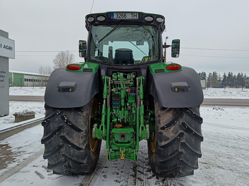 John Deere 6215R - Traktors: foto 4 John Deere 6215R - Traktors: foto 4