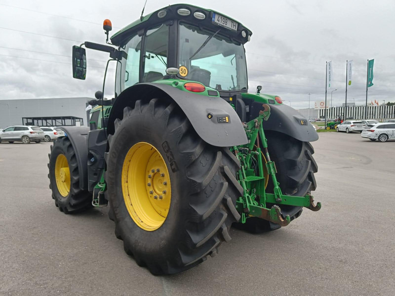 John Deere 6215R - Traktors: foto 5 John Deere 6215R - Traktors: foto 5