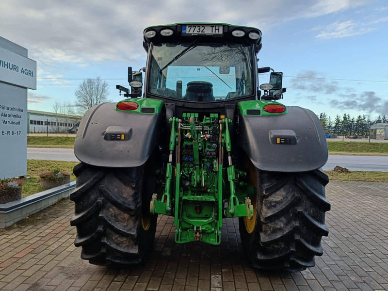 John Deere 6215R - Traktors: foto 4 John Deere 6215R - Traktors: foto 4