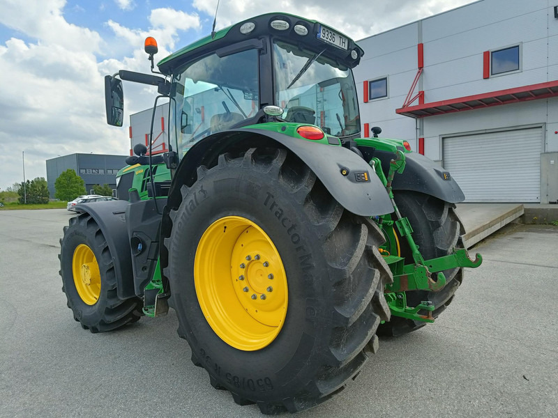 John Deere 6215R - Traktors: foto 5 John Deere 6215R - Traktors: foto 5
