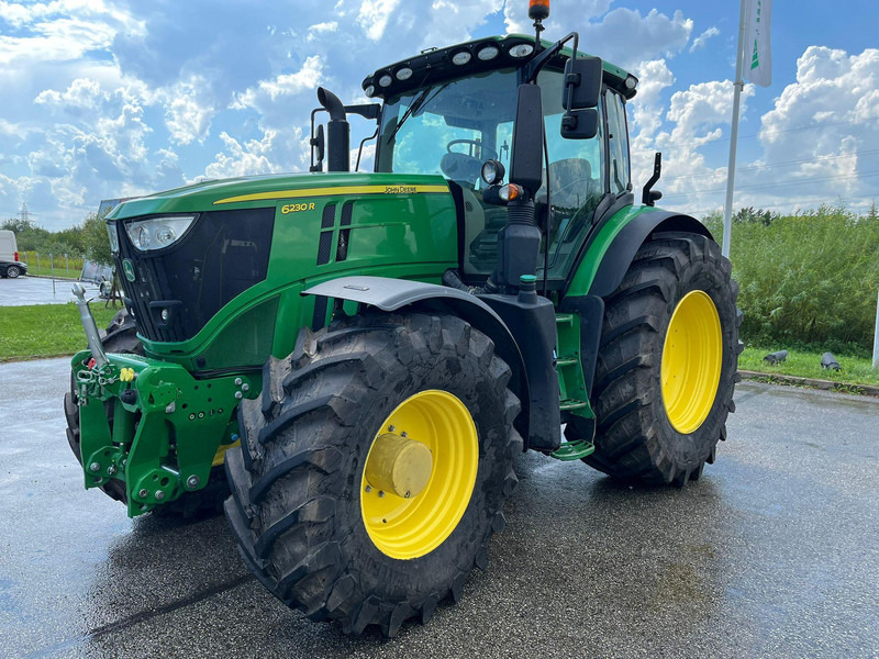 John Deere 6230R - Traktors: foto 1 John Deere 6230R - Traktors: foto 1