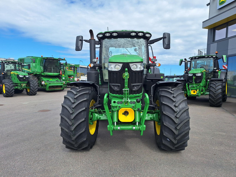 John Deere 6R 175 - Traktors: foto 2 John Deere 6R 175 - Traktors: foto 2