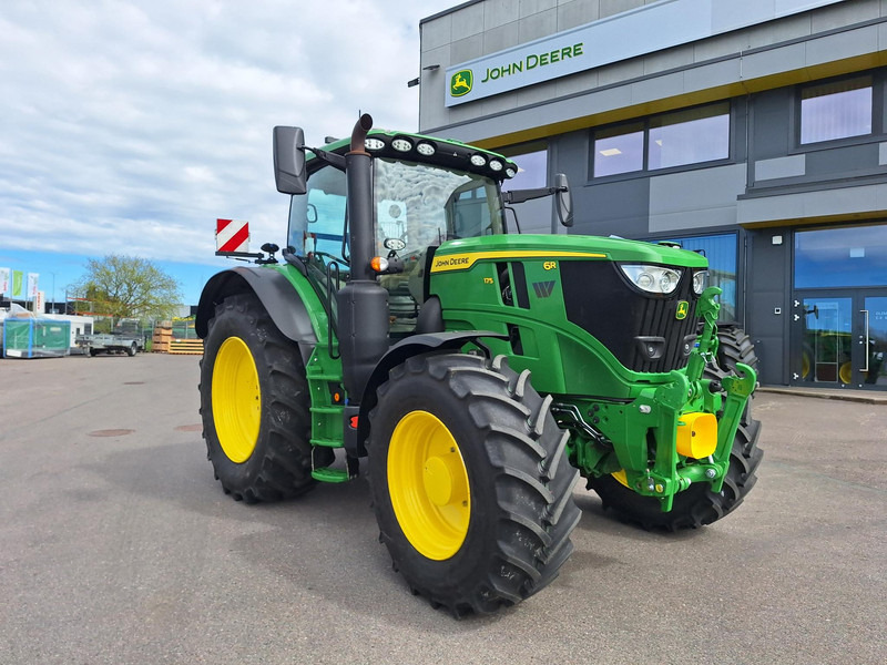 John Deere 6R 175 - Traktors: foto 1 John Deere 6R 175 - Traktors: foto 1