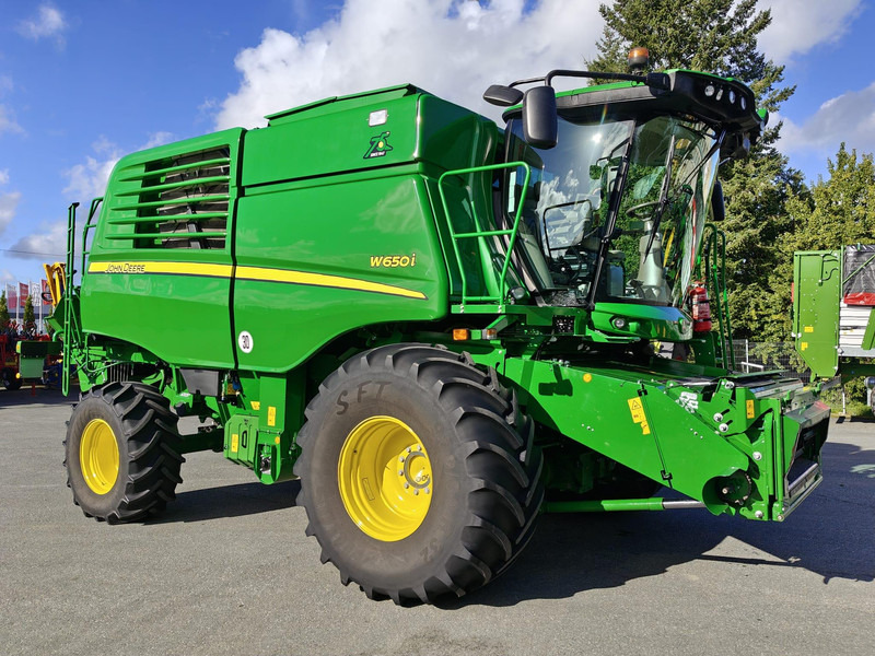 John Deere W650 i 722X - Labības kombains: foto 1 John Deere W650 i 722X - Labības kombains: foto 1