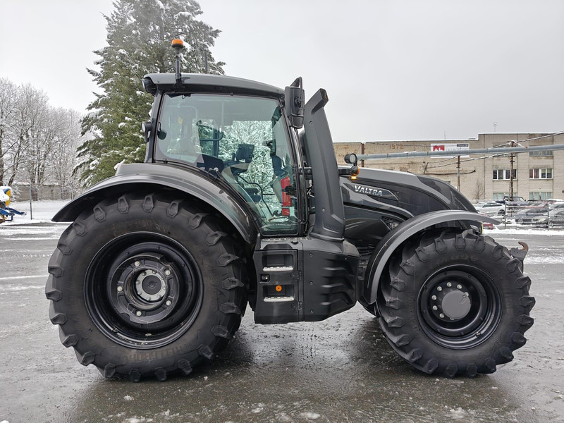 Valtra T255 Versu RTK - Traktors: foto 2 Valtra T255 Versu RTK - Traktors: foto 2